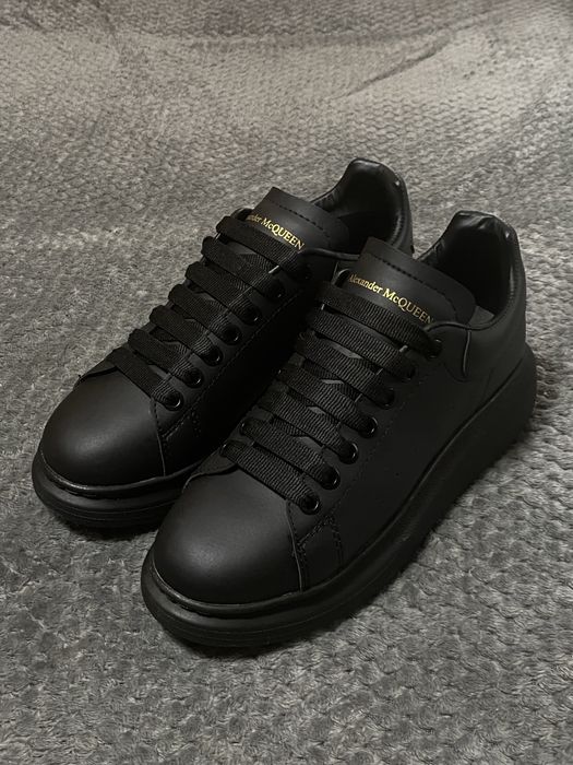 Alexander Mcqueen