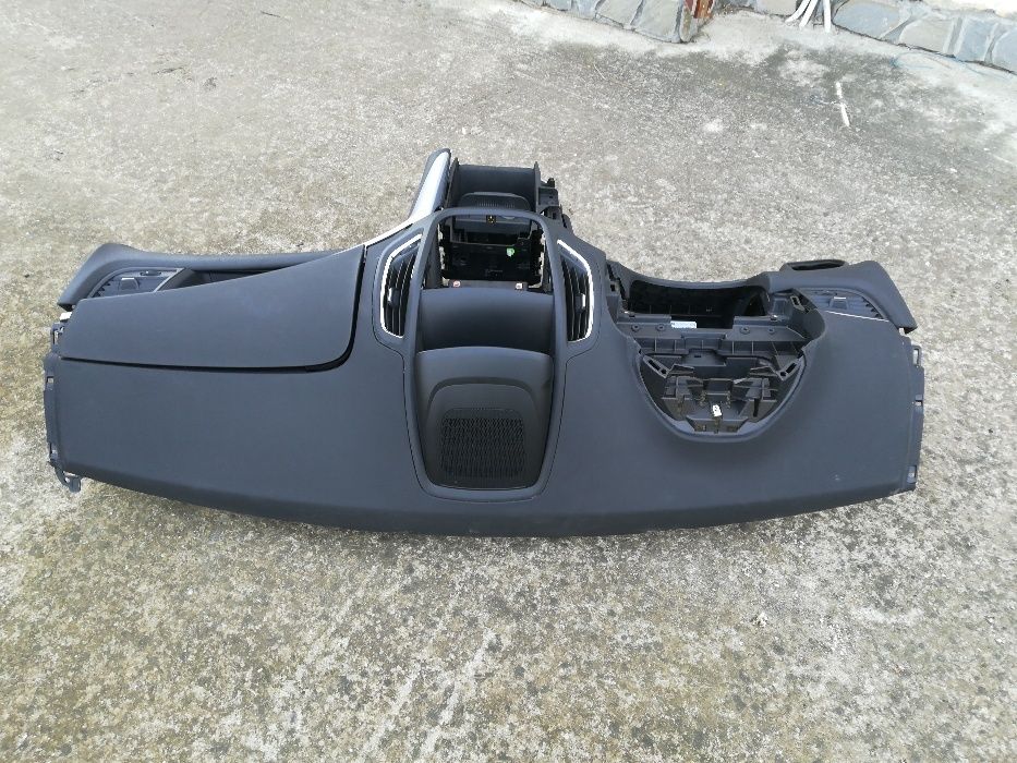 Plansa bord Opel Zafira 2015