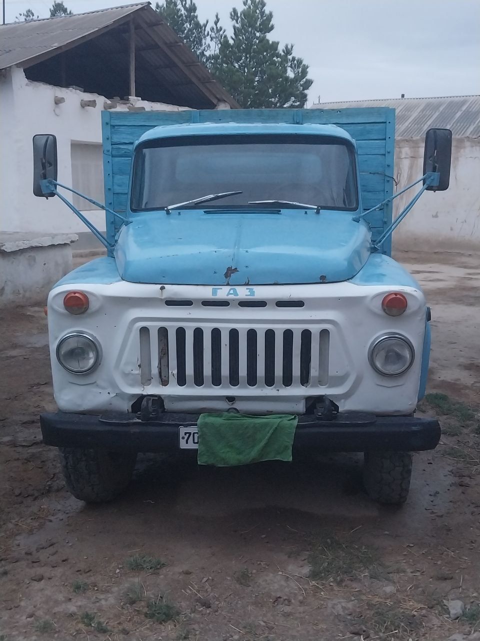 Texnikamiz sotiladi
