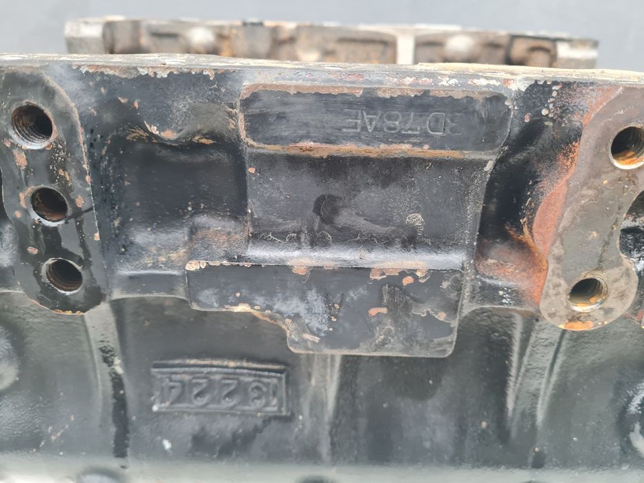 Motor diesel 3 pistoane miexcavator komatsu yanmar