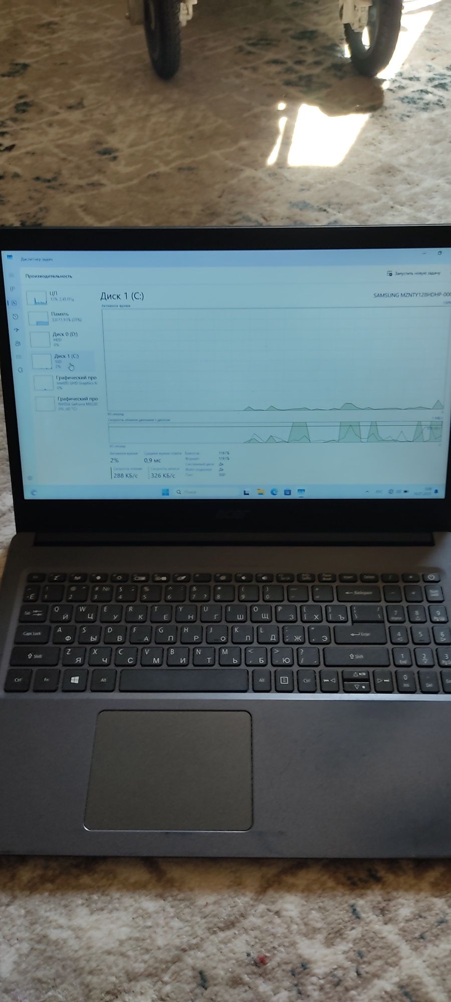 Ноутбук Acer aspire 3 i5-8265U/12GB/128SSD/HDD 1000GB/MX 230 2GB