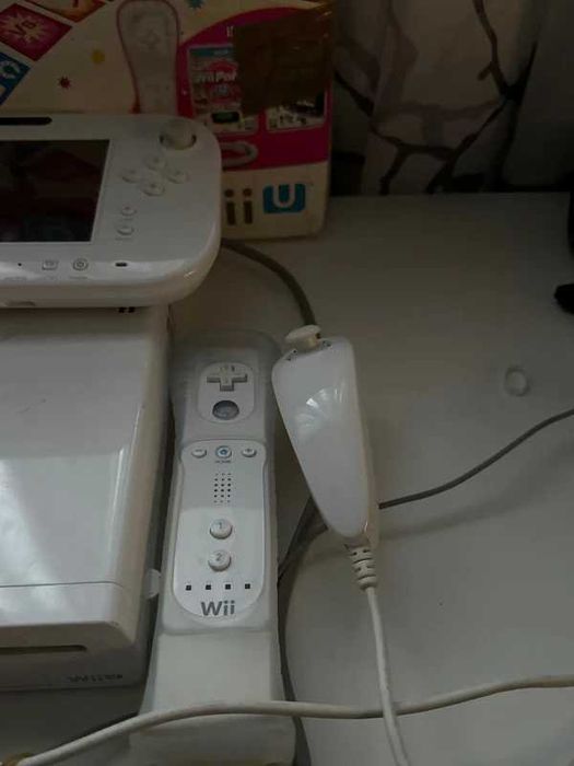 Nintendo Wii U Premium Set White box select Working