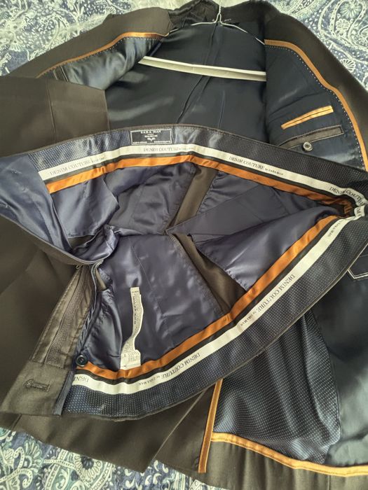 Ocazie: Costum elegant - Sacou si pantaloni