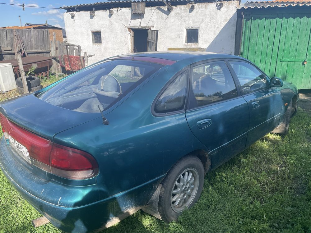 Mazda cronos 1993 года