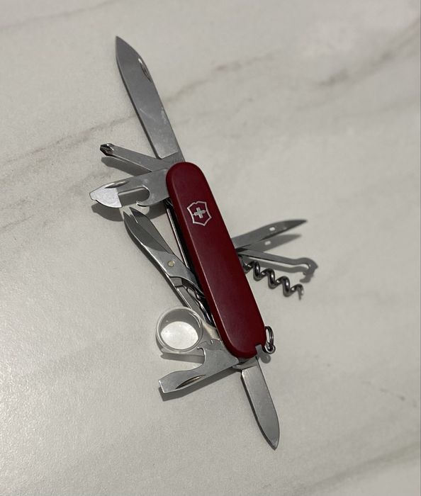 Briceag Victorinox Explorer