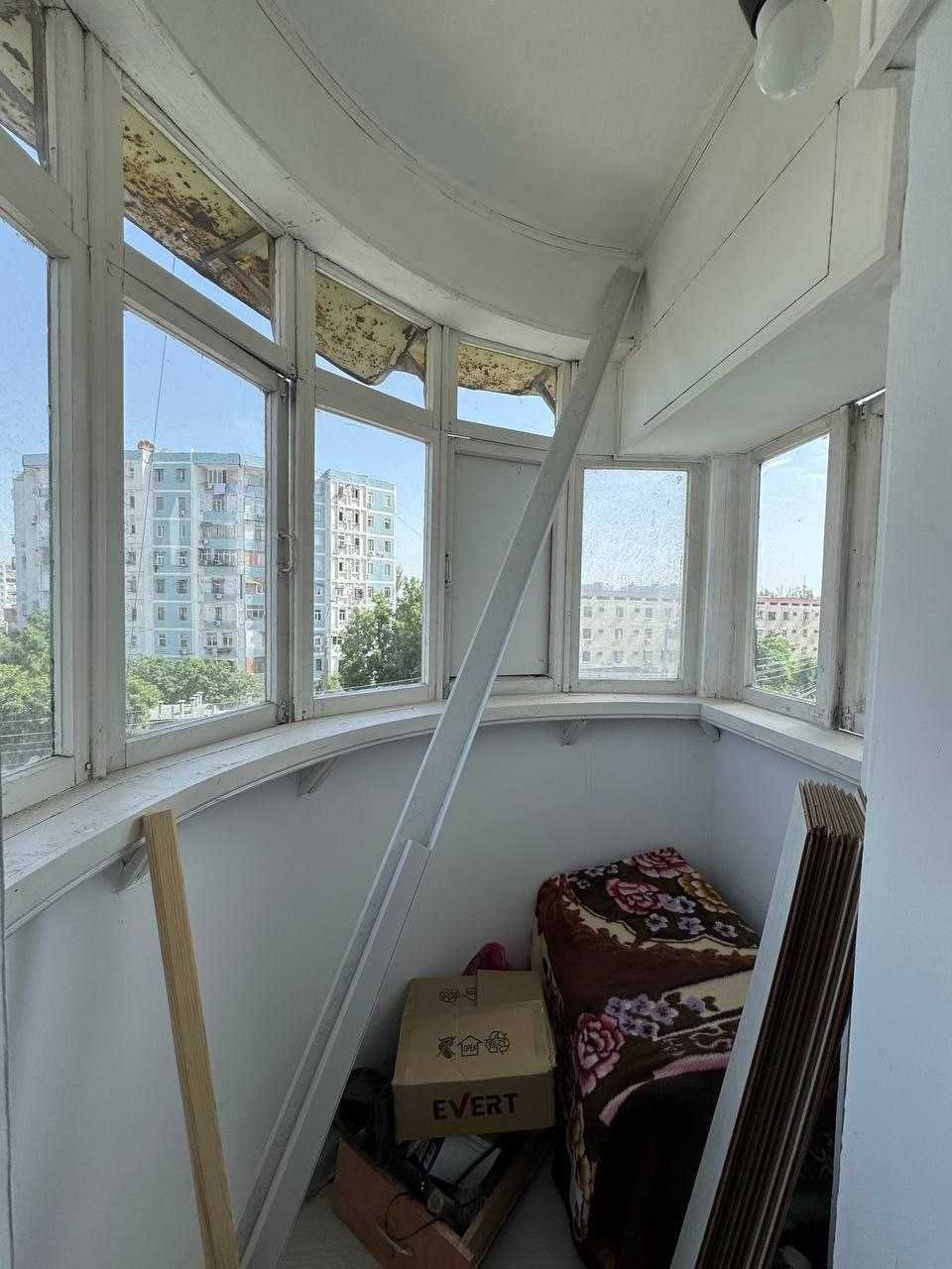 3 хонали квартира сотилади  Учтепа 30кв Алгоритм 80м2 евроремонт