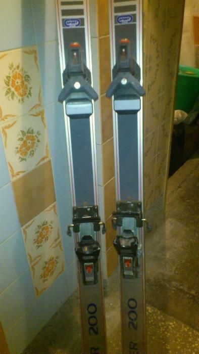 Ски Rossignol Silvet 200