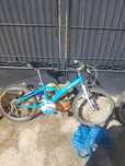 Le dau pe toate 3 la schimb cu cross125cc
