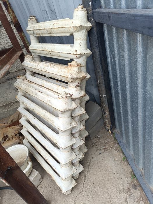 Чугунная батарея Батарея