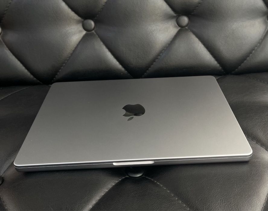 MacBook Pro M3 14-inch 2023 года в идеальном состояние