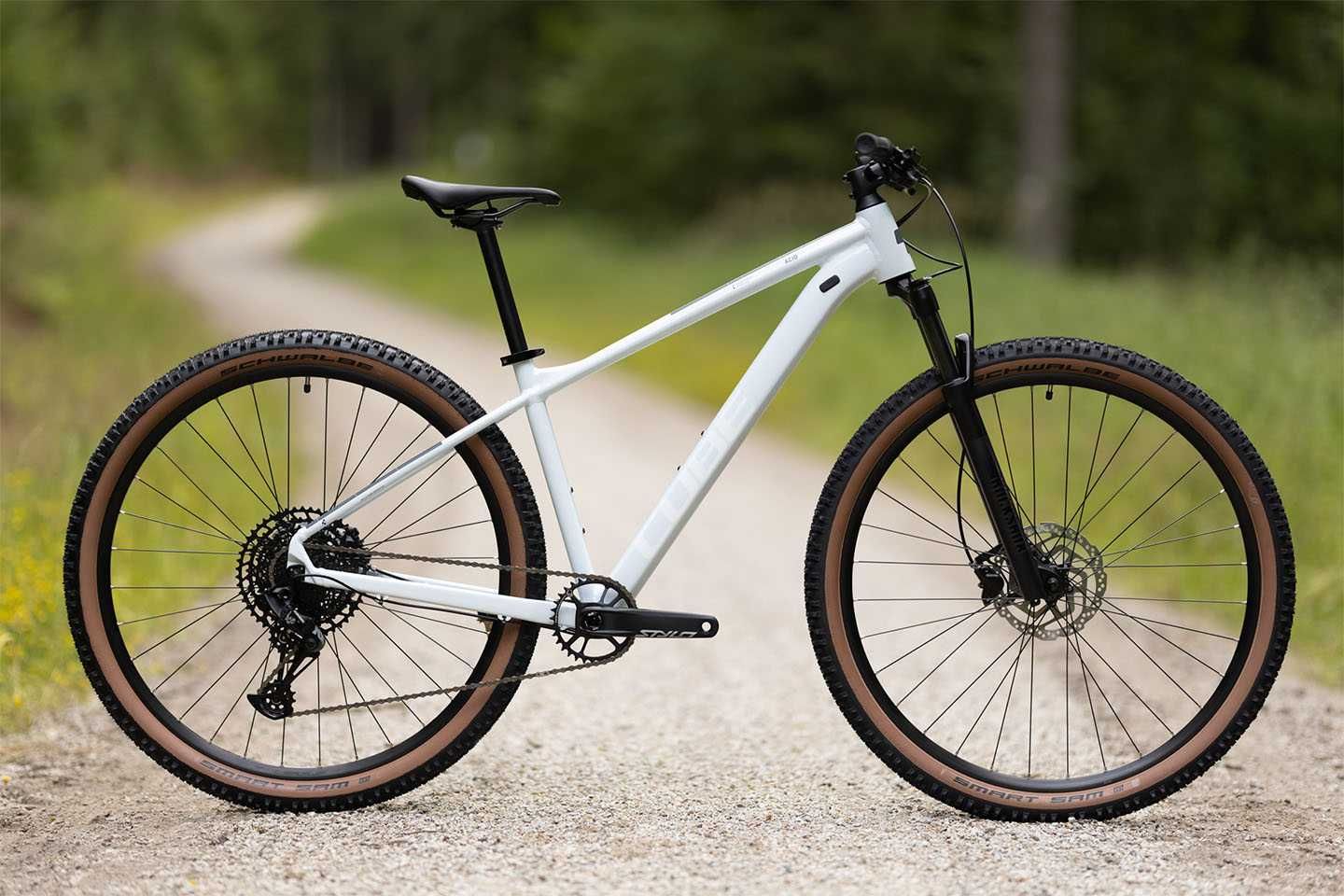 Bicicleta  Cube Acid Frostwhite Black 2022  29" NOU FACTURA GARANTIE