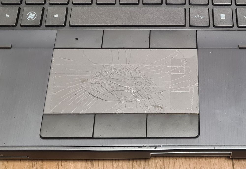 HP Elitebook 8560w i7 2630QM, 16 GB RAM, ssd 128 GB