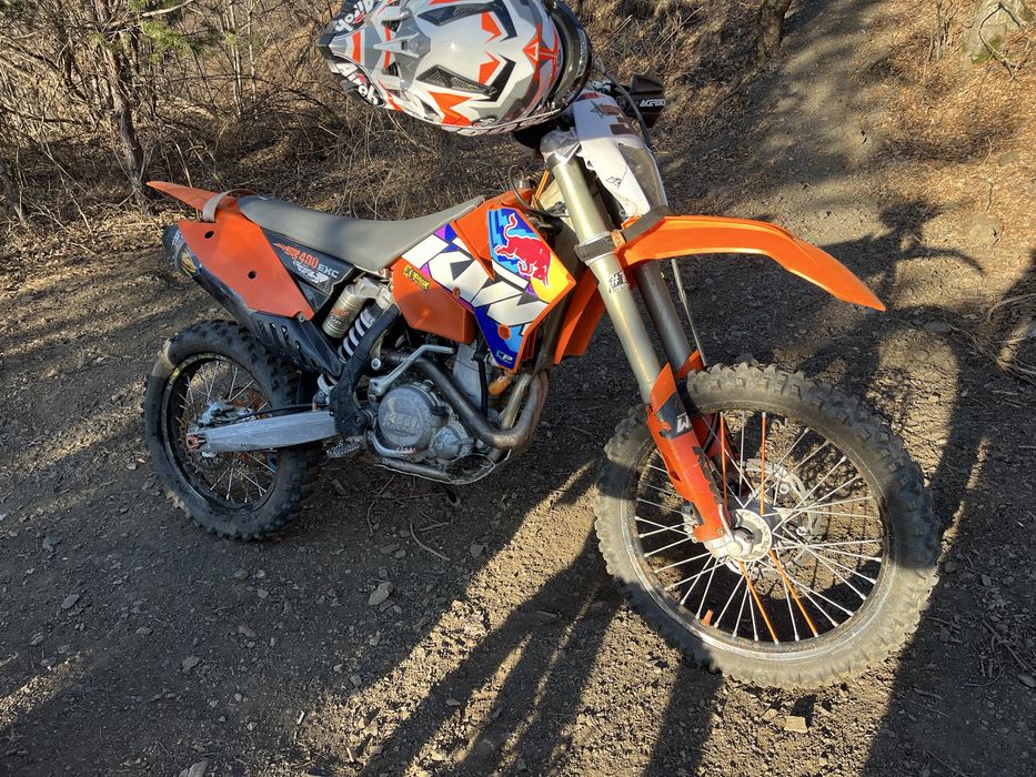 KTM НА ЧАСТИ цял мотор  2005г