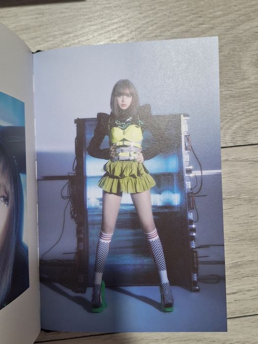 Album LALISA black version