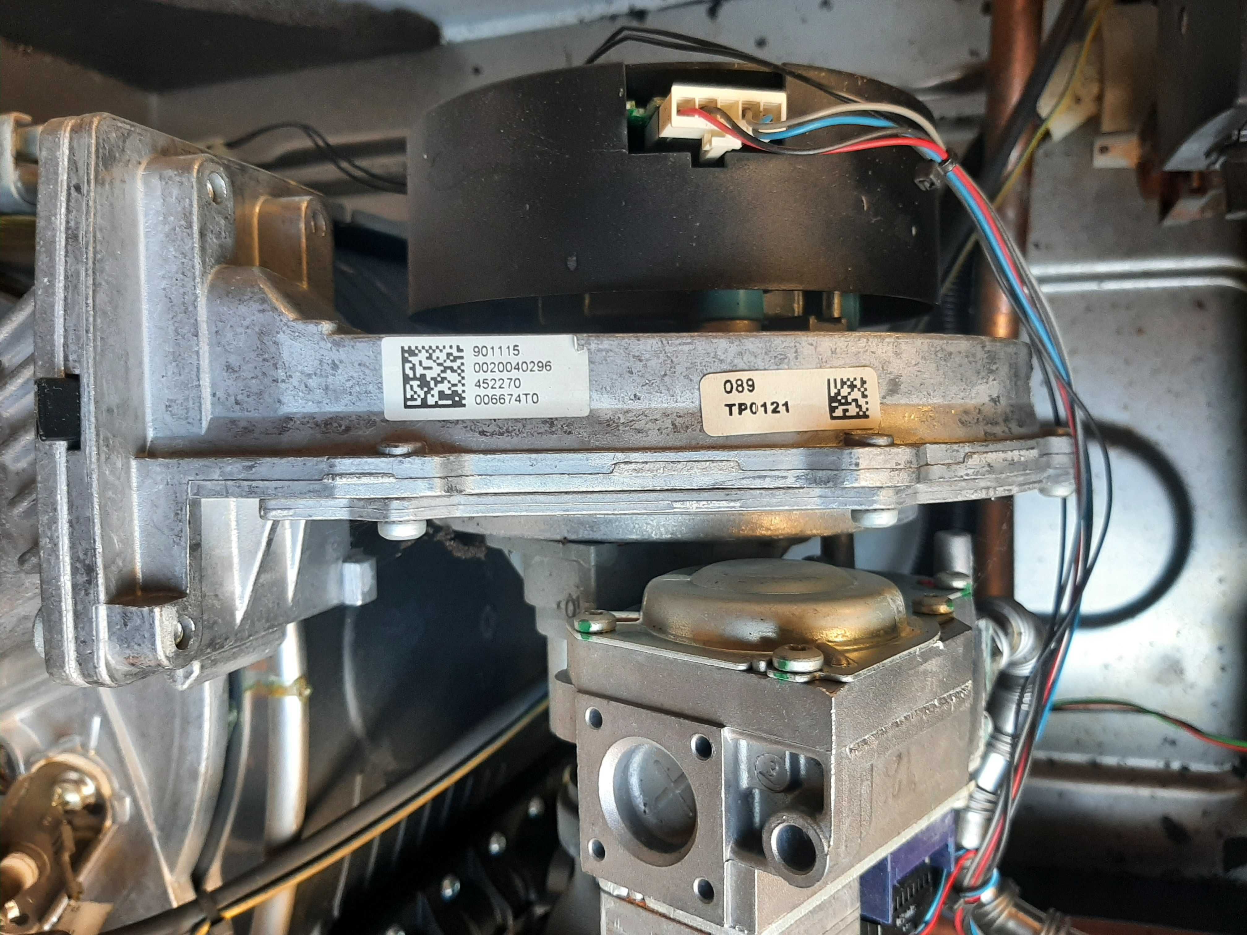 Centrala termica Vaillant Ecotec Plus 37 kw-VU OE 376/3-5 R3
