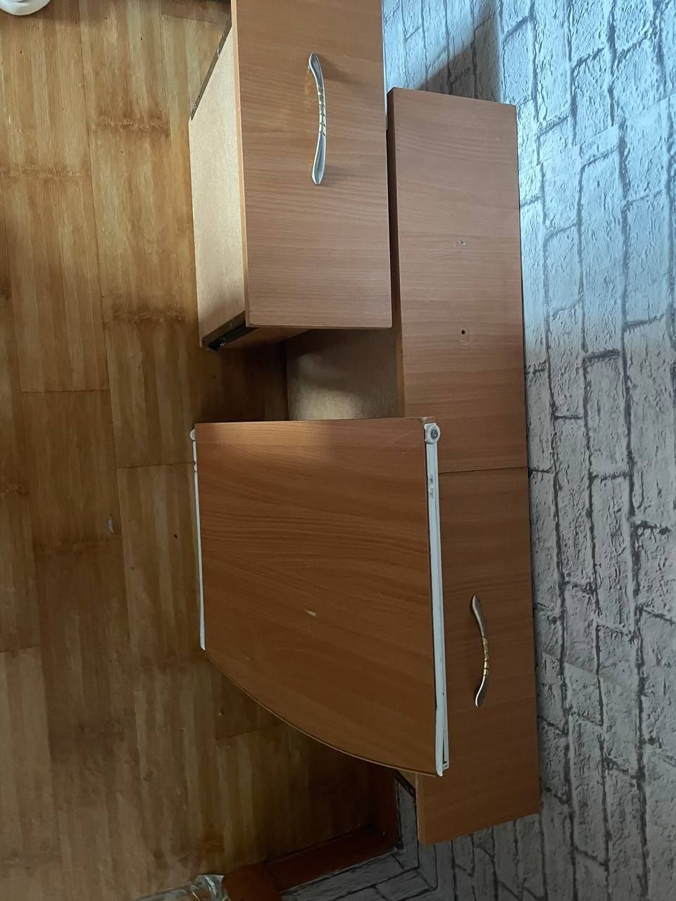 Стол компьютерный