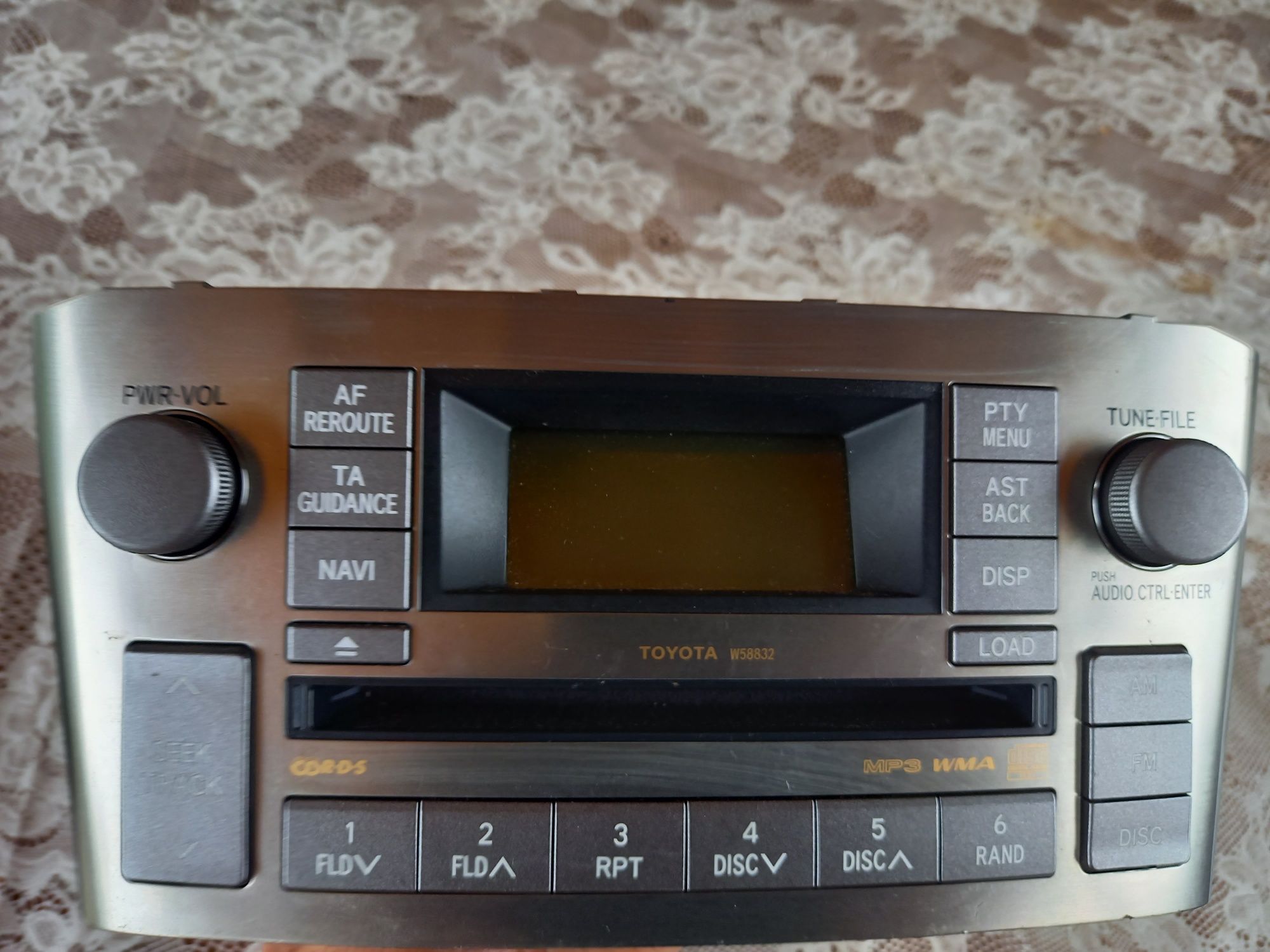 Оригинално сд +навигация за Toyota Avensis-Navigation+CD+MP3.-2006год