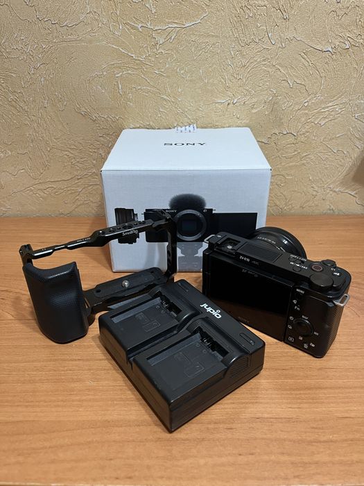 Sony ZV-E10 KIT 16-50mm чёрный