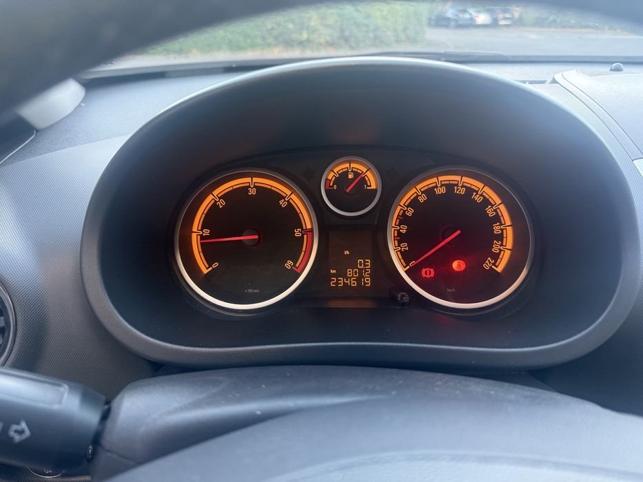 Vand opel corsa  D