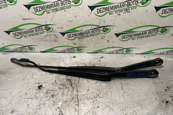 Brat stergator dreapta Volkswagen VW Golf a 4-a generatie