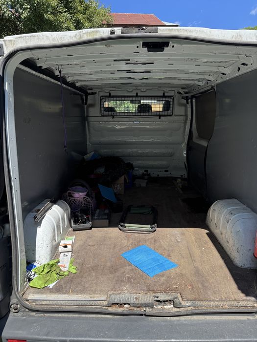 Opel vivaro 2.0d