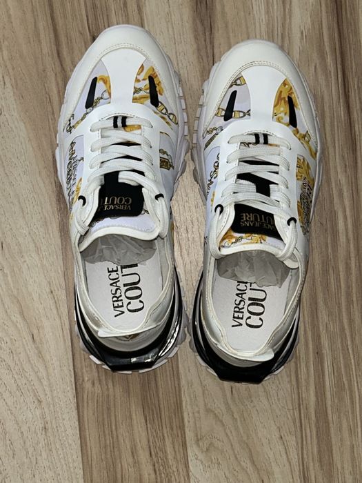 Adidasi versace jeans couture noi nouti