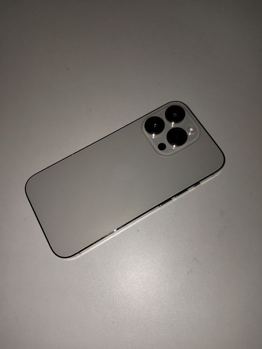 Продам Айфон 14 про/торг