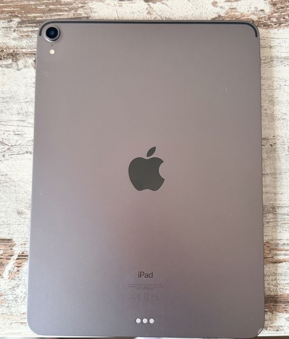 iPad Pro 11 inch Pret 1300