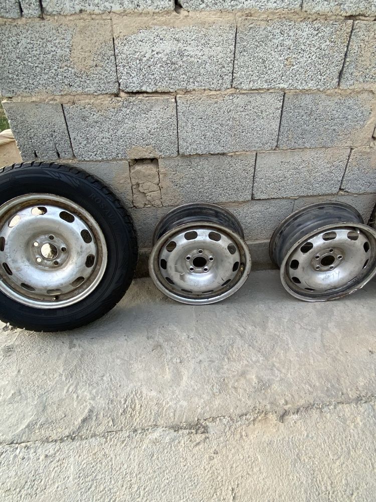диск r15 3 шт жағдайы жақсы