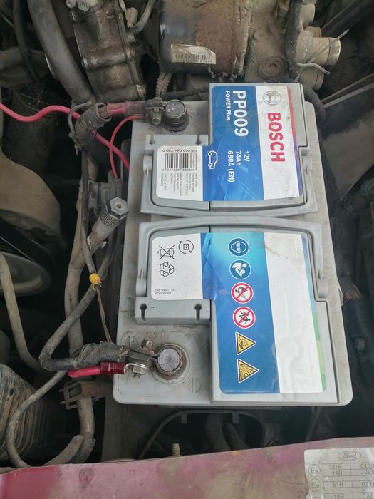 Акумулатор перфектен, в гаранция.