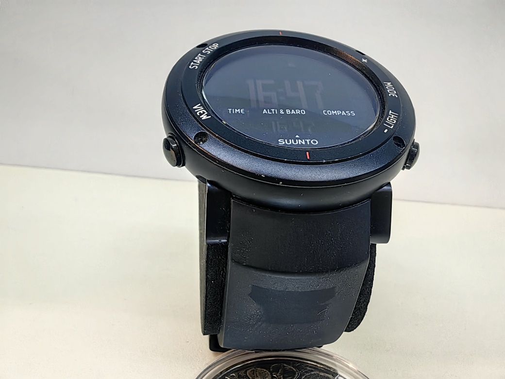 Хб! Часовник Suunto Core Alu Deep Black