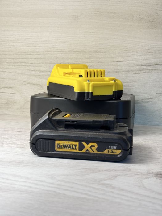 Carcase baterii DeWalt