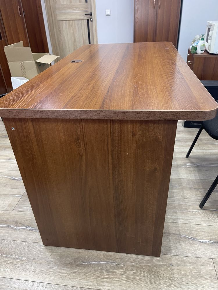 Продам Офисную мебель