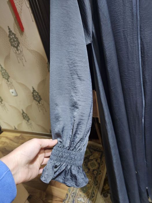 Абая для покрытых девушек из Мекки.