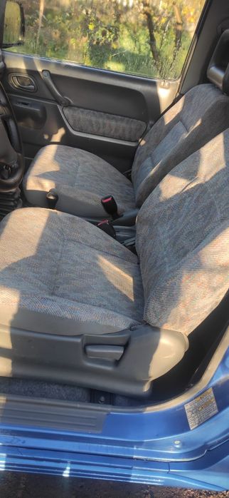 Vând Suzuki Jimny 4x4