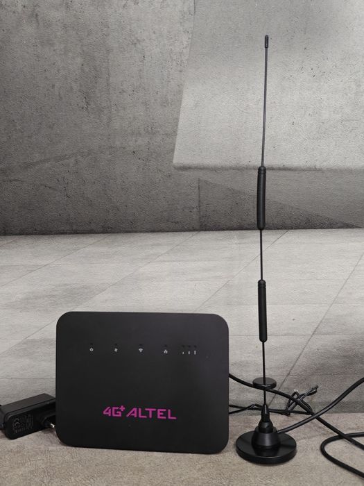 Роутер Altel 4G с антенной для усиления сигнала