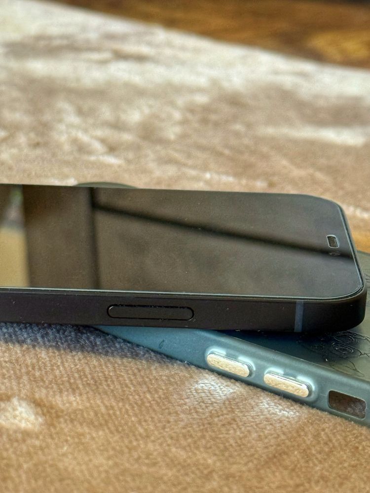 Iphone 12 в отлично състояние