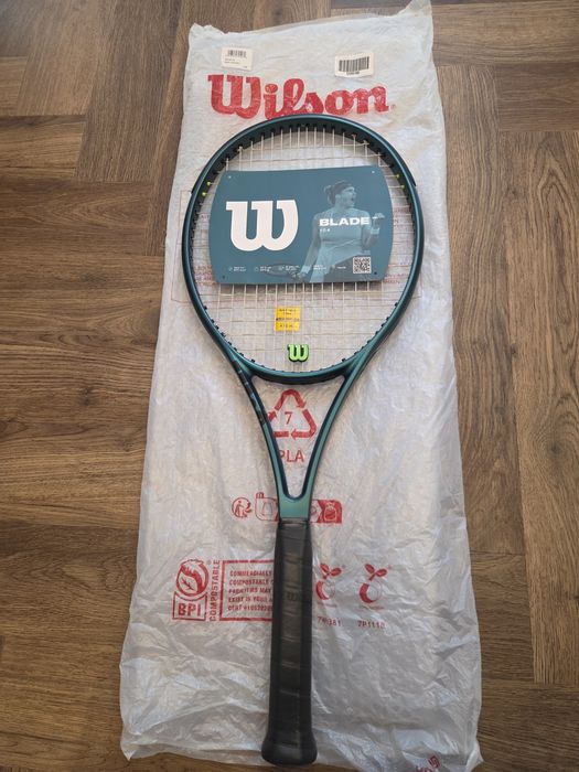 Wilson Blade v9 Blade