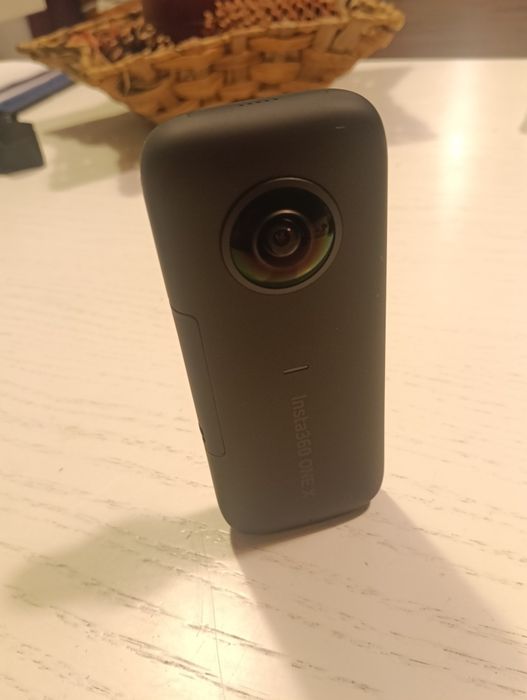 Camera sport 360° Insta 360 one x + accesorii