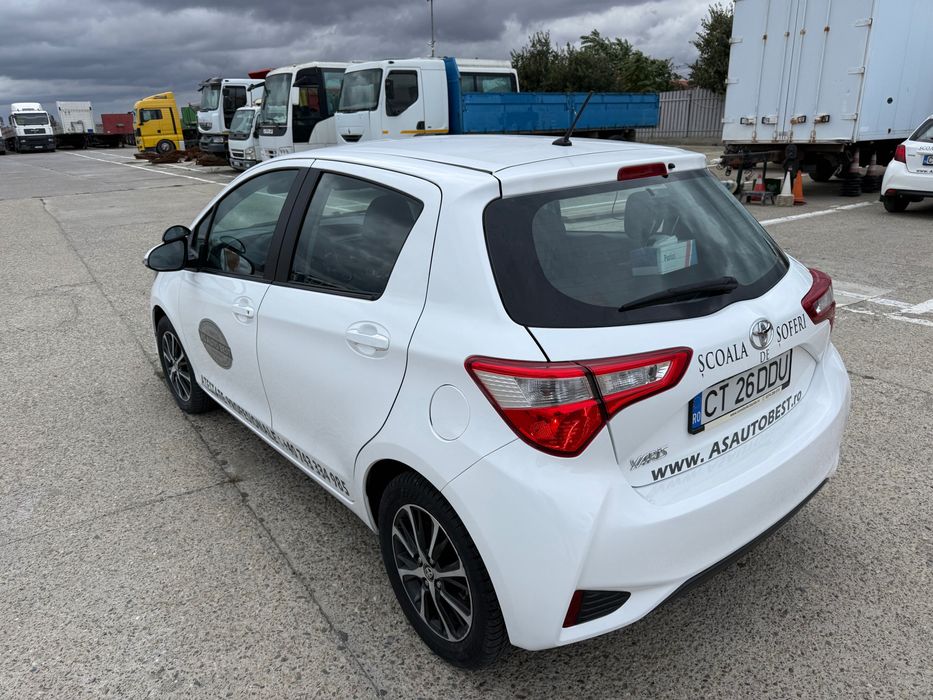 Vând Toyota Yaris 2019