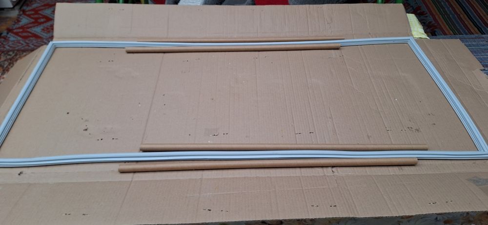 Vând cheder congelator artic. Produs nou