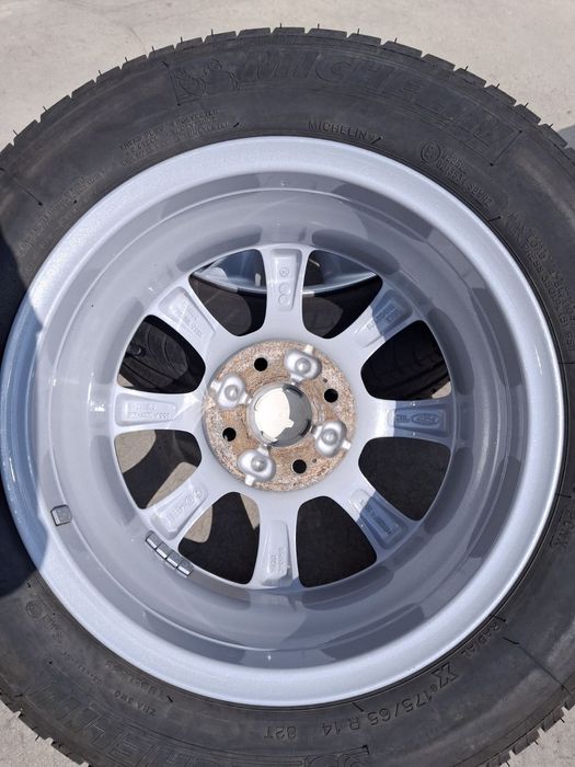 Джанти Форд 14 цола, Ford KA