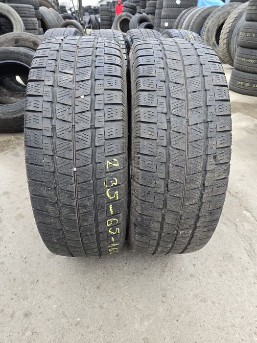 Anvelope de iarna 235-65r16c Falken