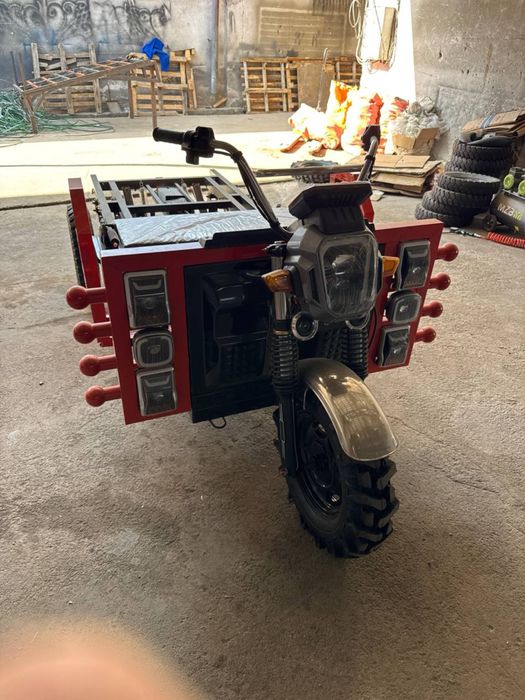 Муравей трицикл сотамиз аккамулятор билан зарядчик подарок берамиз