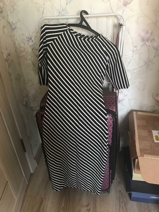 Платье Футляр Чуть ниже колен