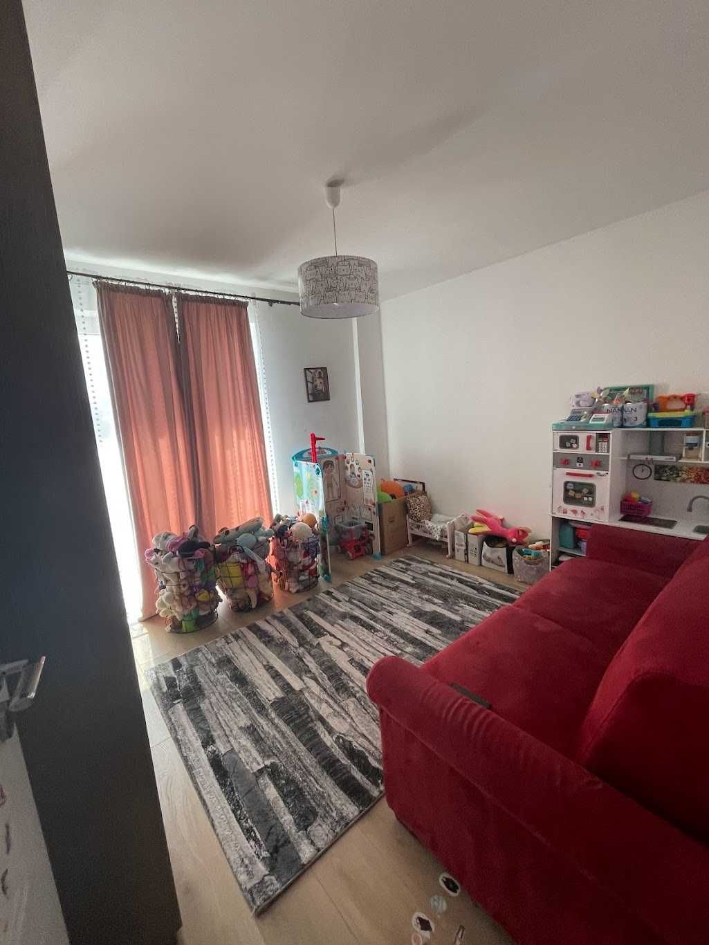 Apartament cu 3 camere in bloc nou, zona Garii