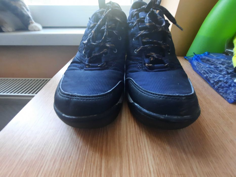 Încălțăminte impermeabilă joasă bărbați marime 41 (26cm)