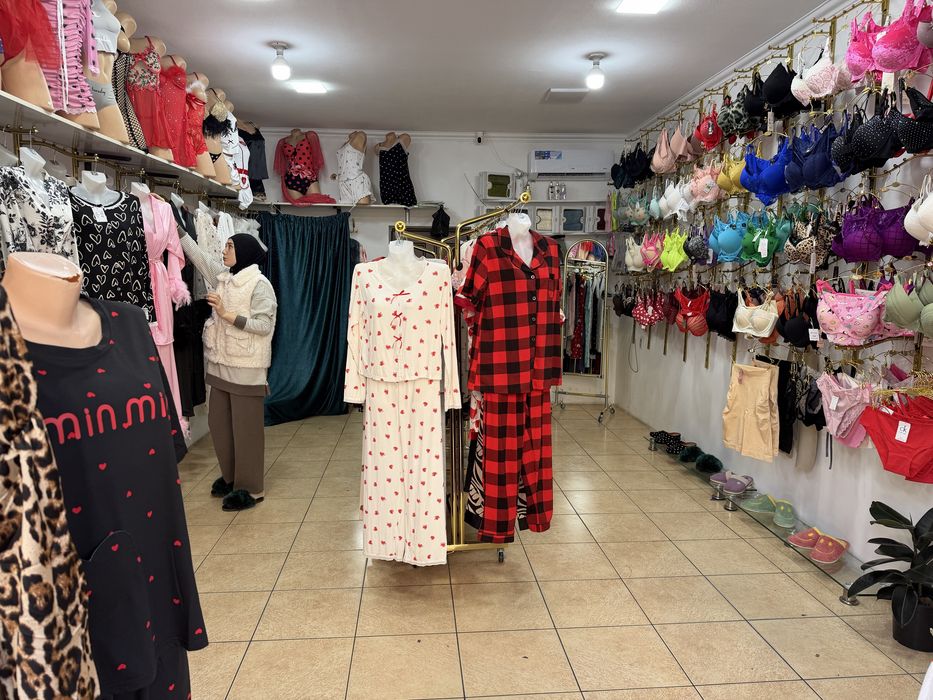 Tayor biznes sotiladi