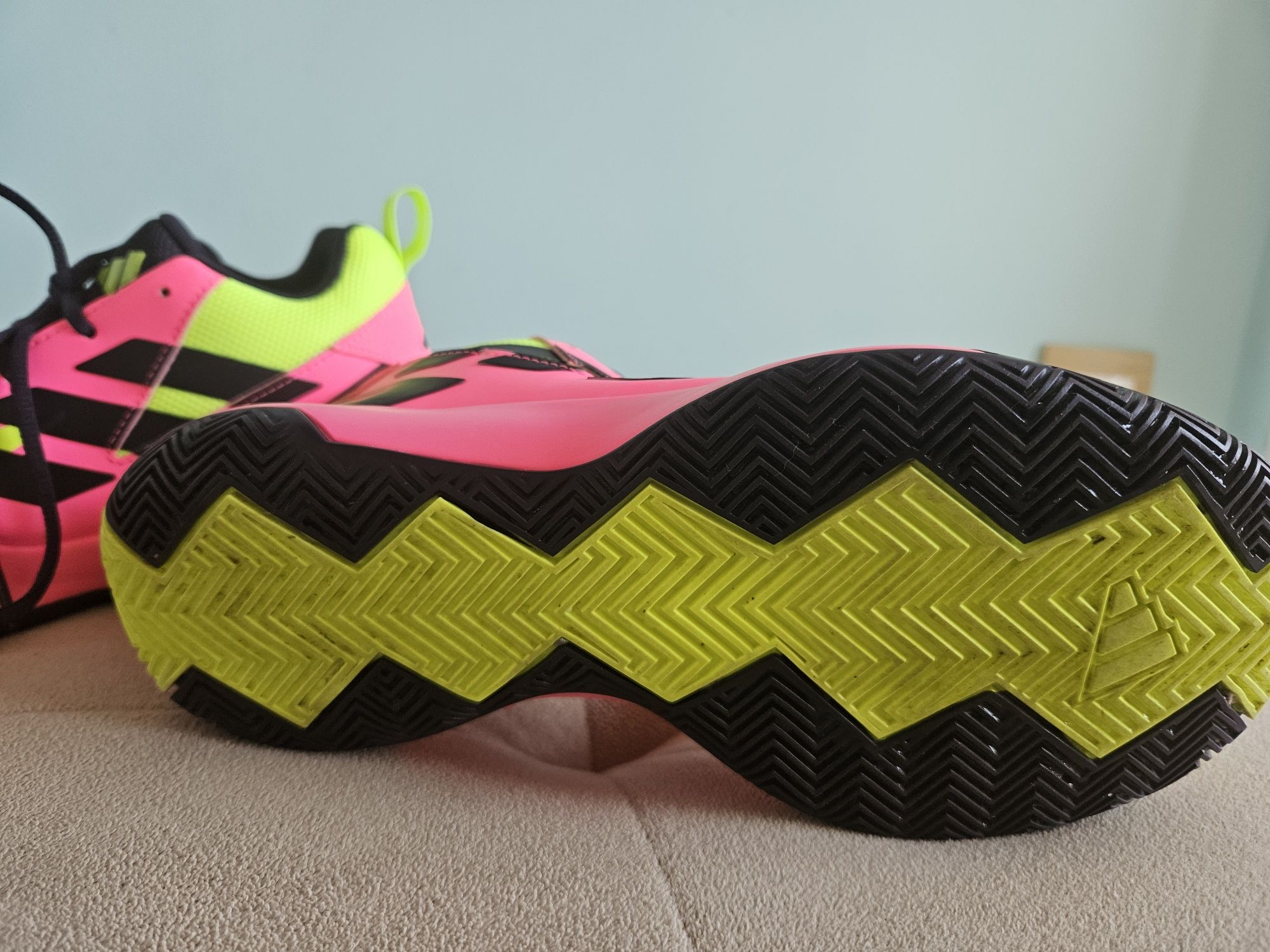 НОВИ Дамски маратонки Adidas 38 2/3
