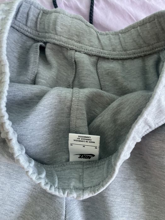 Долнище на nike tech